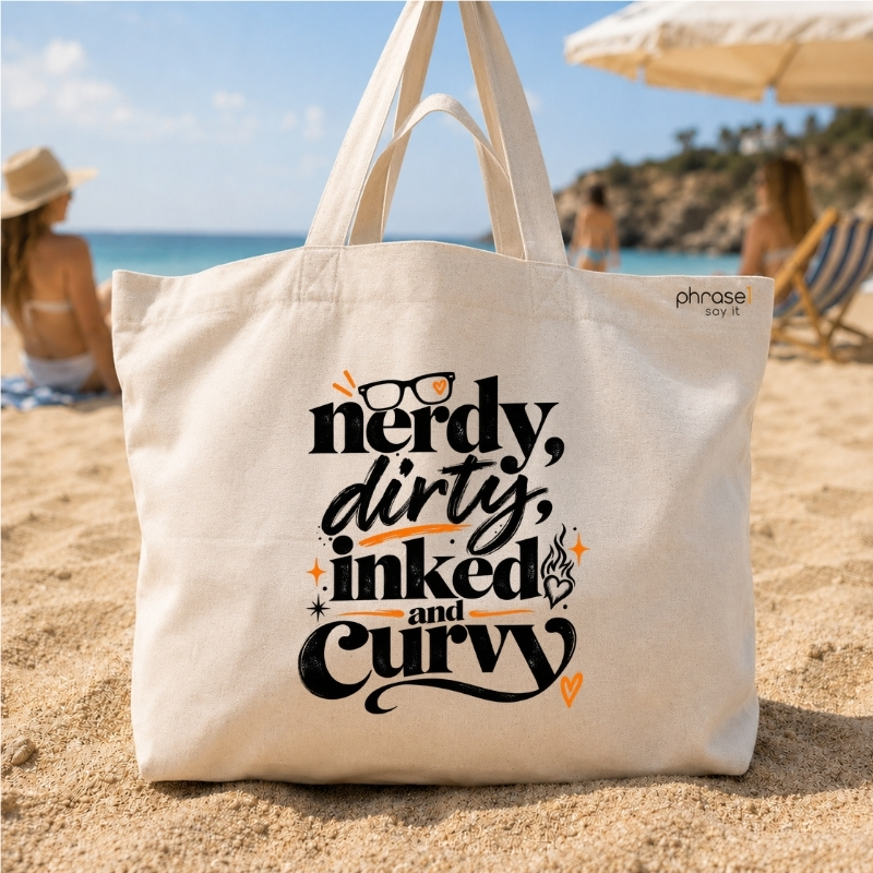 „nerdy, dirty, inked and curvy.“ – Retro Statement